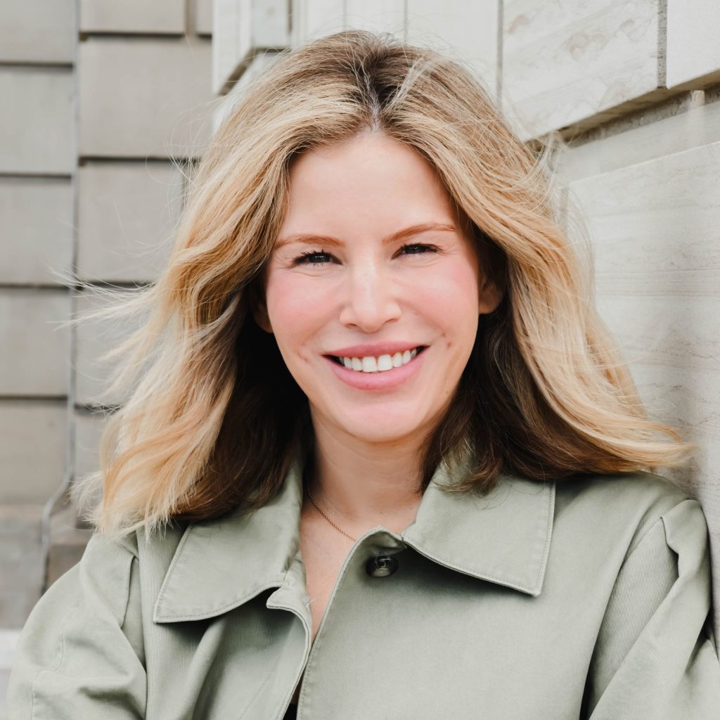 Andrea Kerbuski Headshot