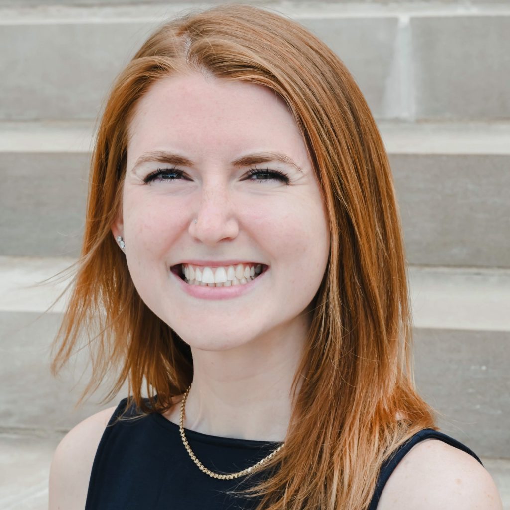 Hannah Lupi Headshot
