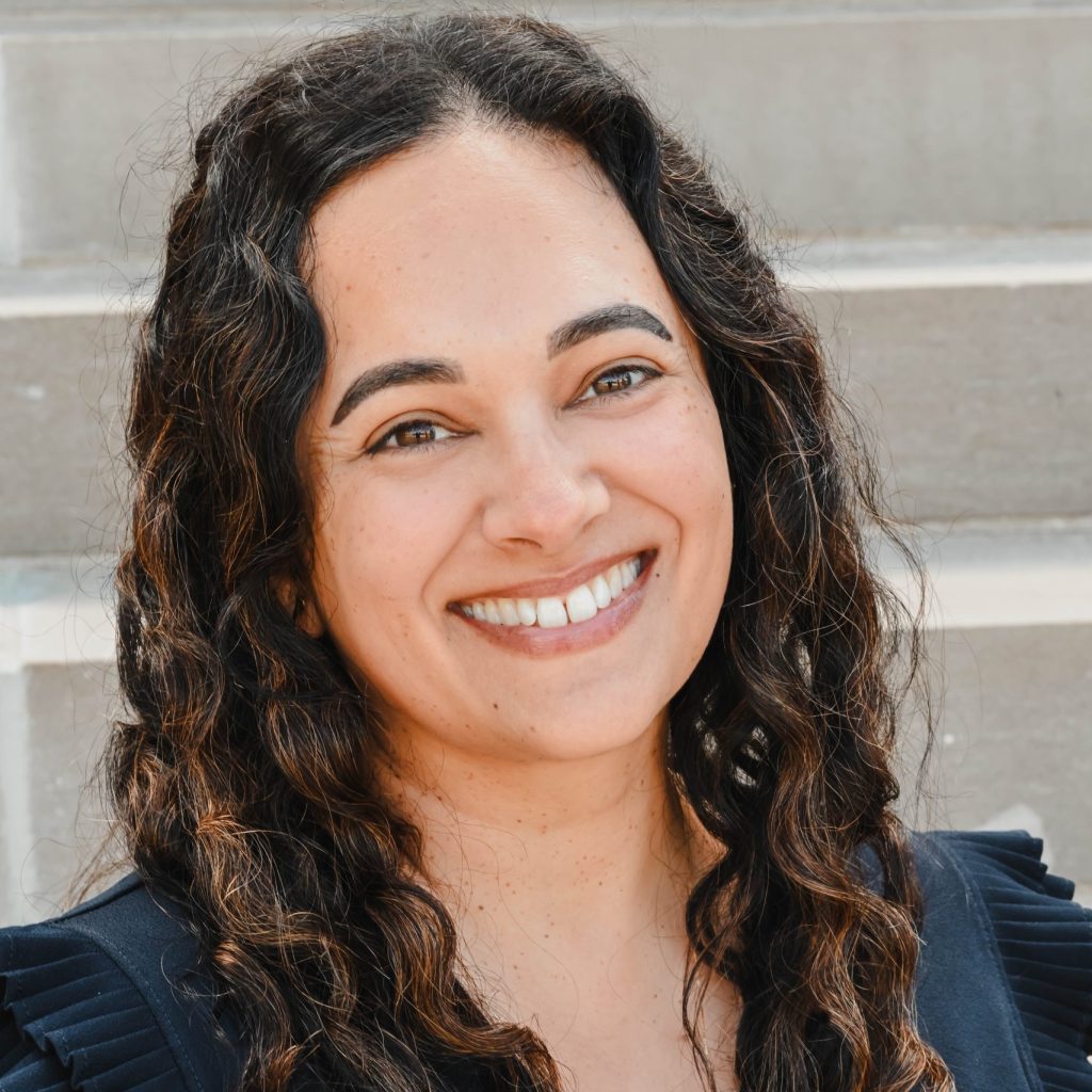 Mariam Robinson Headshot
